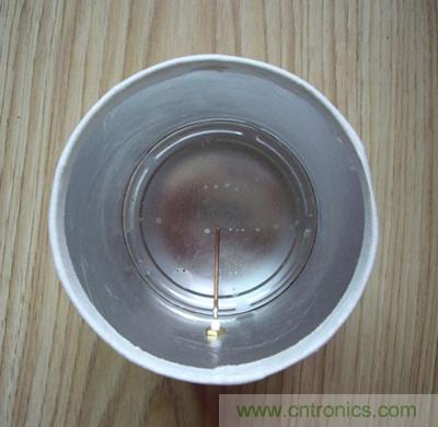最簡(jiǎn)單使用的天線——罐頭天線，可做正饋大鍋饋源！ 