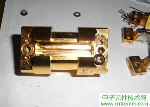 這貨一萬三？50W半導(dǎo)體激光模塊拆解