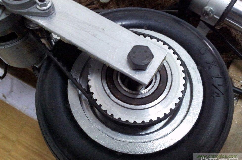 能工巧匠！DIY屬于你的電動滑板車！
