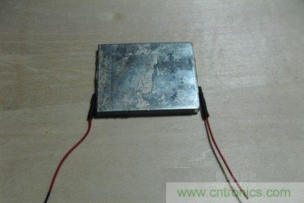 DIY頭戴式藍(lán)牙耳機(jī)，