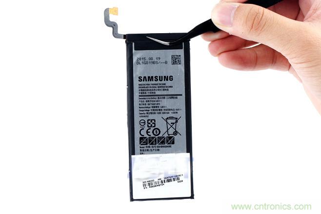 Galaxy Note5拆解，與S系列差距日漸模糊