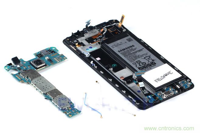 Galaxy Note5拆解，與S系列差距日漸模糊