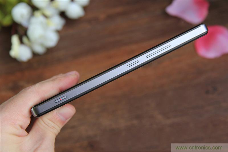 無邊框的 nubia Z9 ，一款既有驚喜，又有驚艷的智能手機