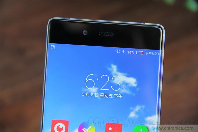 無邊框的 nubia Z9 ，一款既有驚喜，又有驚艷的智能手機