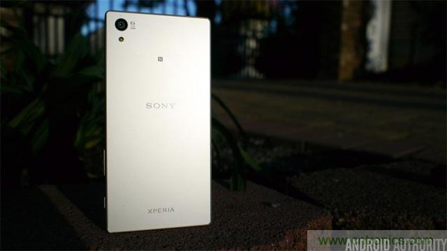 傳奇索尼，憑借Sony Xperia Z5能否在移動(dòng)市場(chǎng)奪得一席之地？