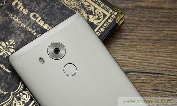 新旗艦Mate 8全評測：橫空出世！能否延續(xù)一機(jī)難求？