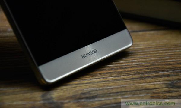 新旗艦Mate 8全評測：橫空出世！能否延續(xù)一機(jī)難求？