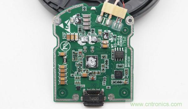 拆解華為保時捷設(shè)計快充無線充電器：憑啥能賣699？