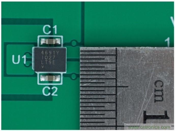 3.6V輸入、雙路輸出µModule降壓穩(wěn)壓器以3mm × 4mm小尺寸為每通道提供2A電流
